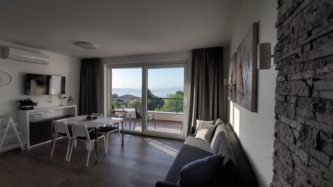 Vila Primorka Apartmani Oleander Шіло Екстер'єр фото